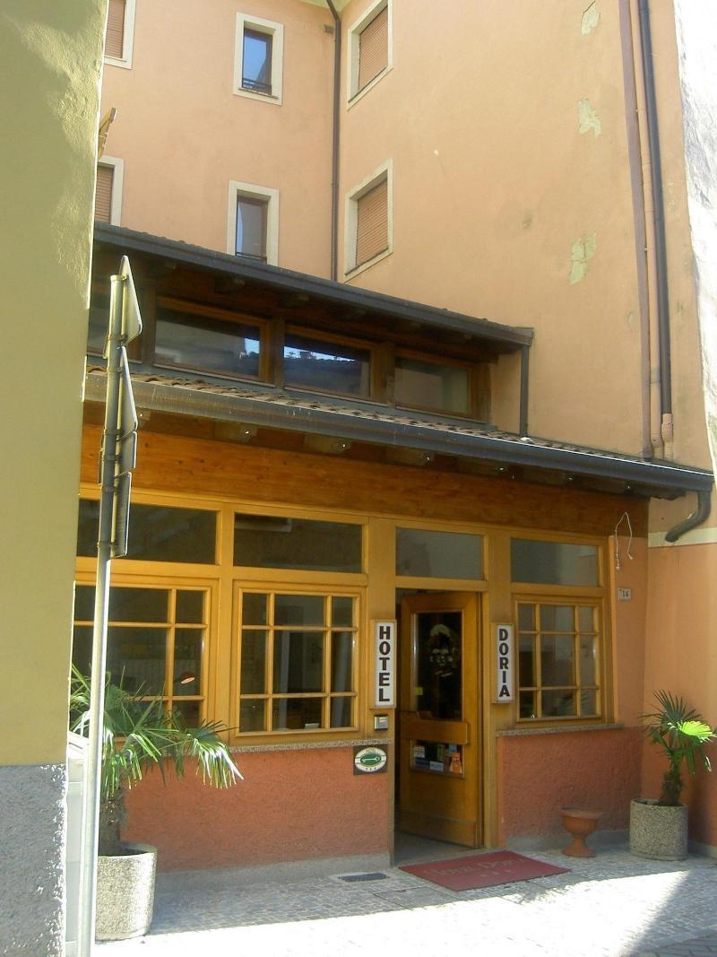 Hotel Doria Nago-Torbole Bagian luar foto