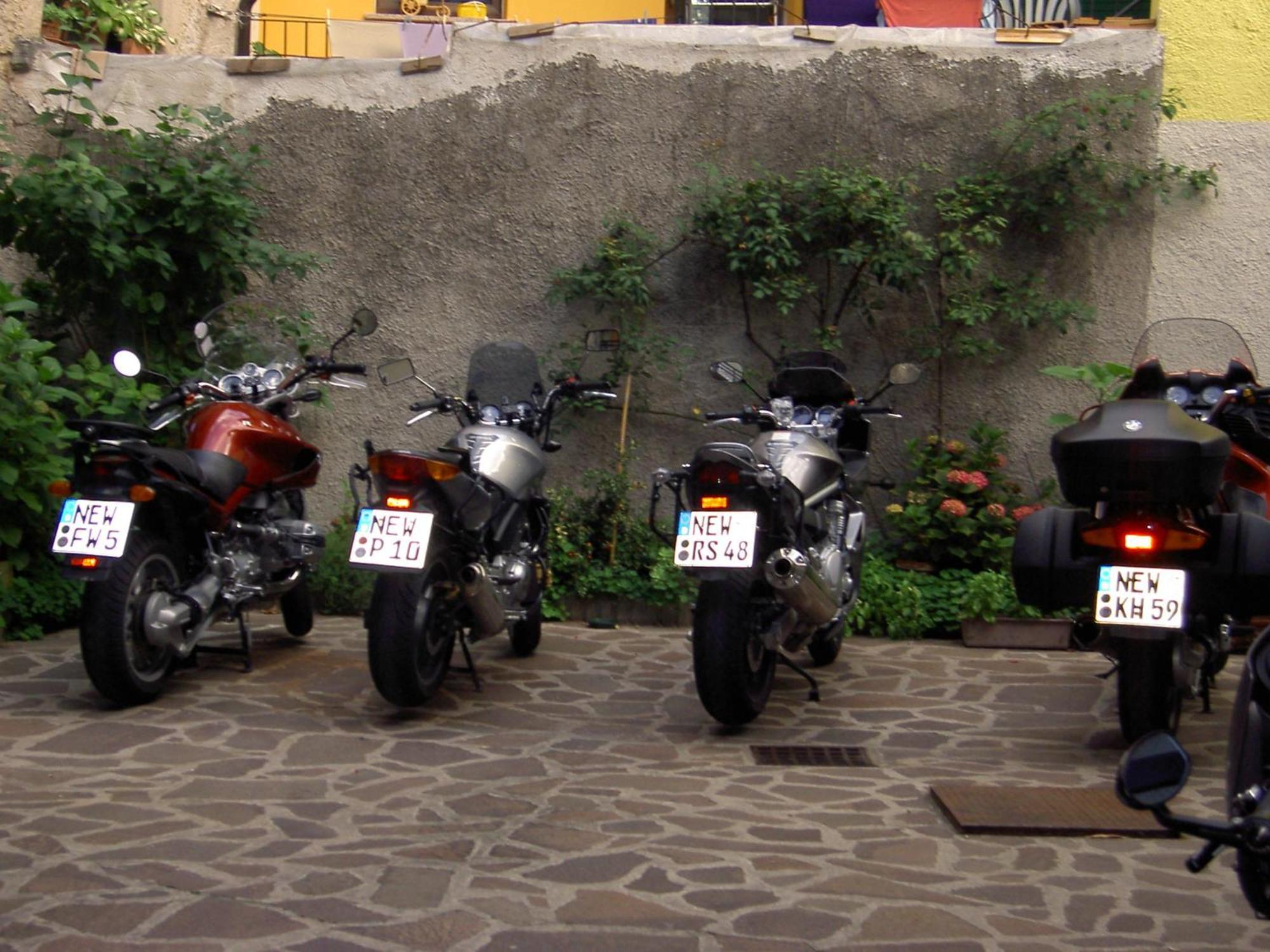 Hotel Doria Nago-Torbole Bagian luar foto