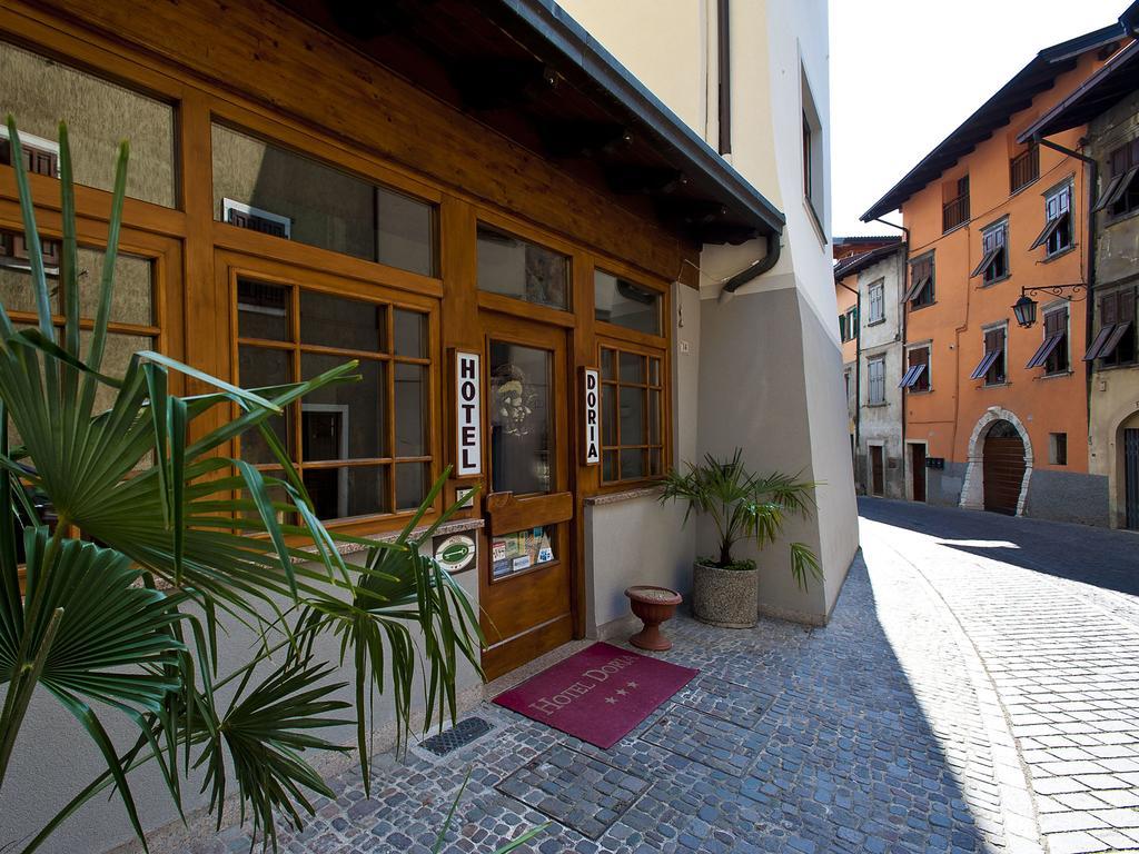Hotel Doria Nago-Torbole Bagian luar foto