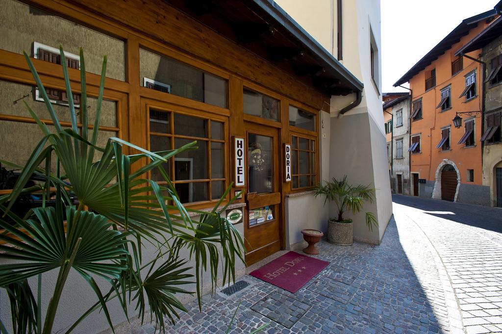 Hotel Doria Nago-Torbole Bagian luar foto